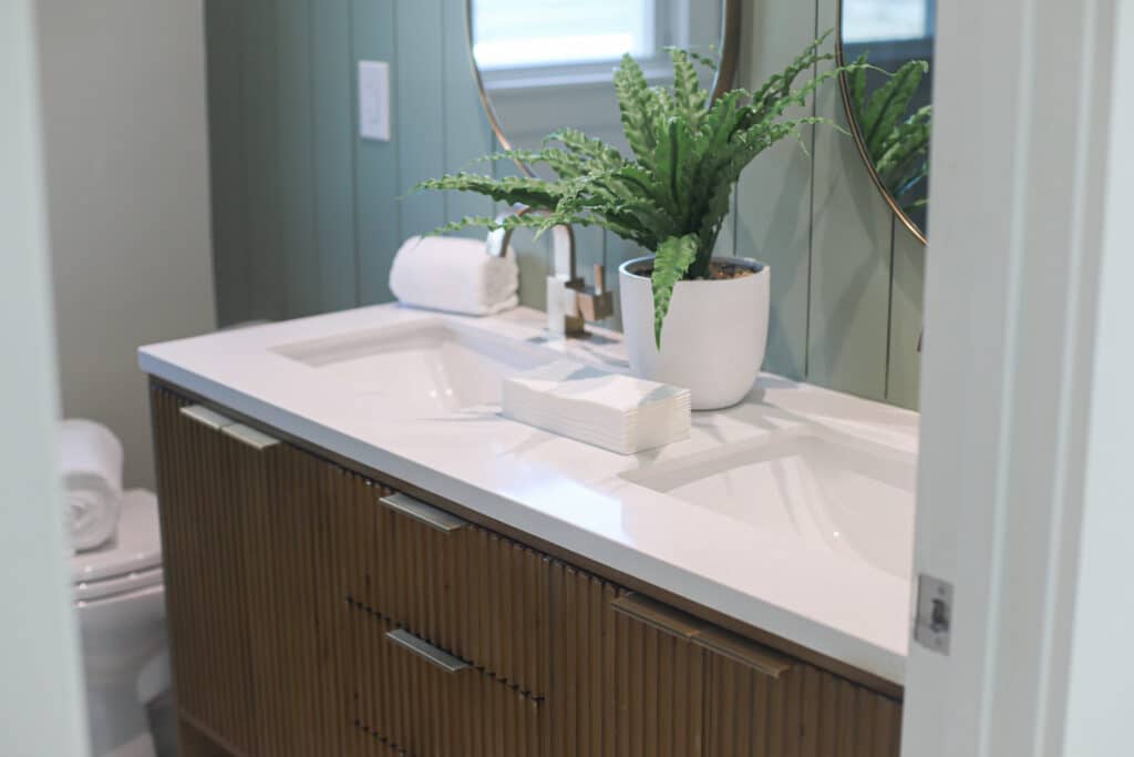 bathroom quartz counter